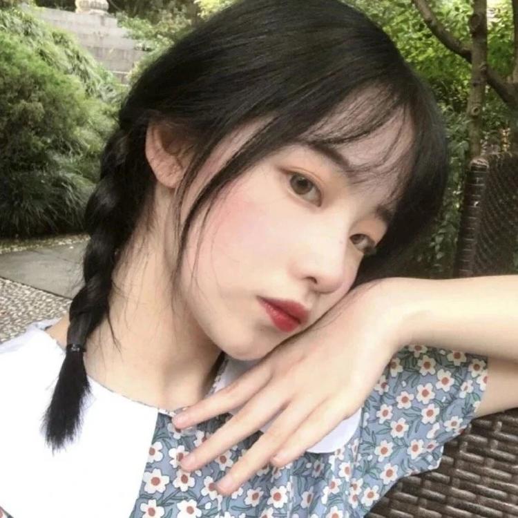 绯村剑心（原名：绯村心太；身份：飞天御剑流十四代传人、“刽子手拔刀斋”） - 动作大片蓝光在线观看 - 线上直播